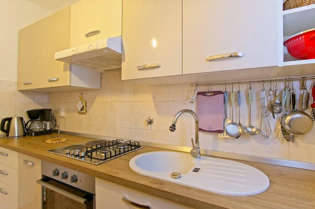 Apartmani Dorita Mali Lošinj 0*,